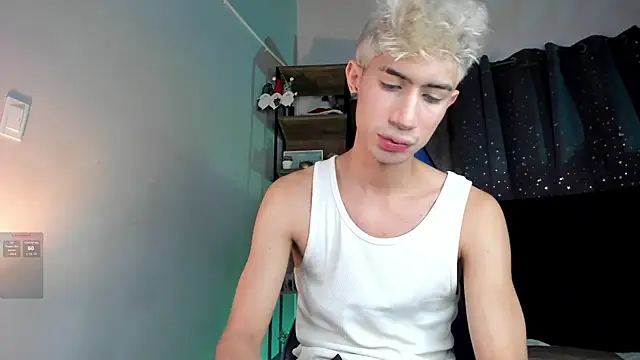 NovaaWheler online show from December 22, 12:40 am