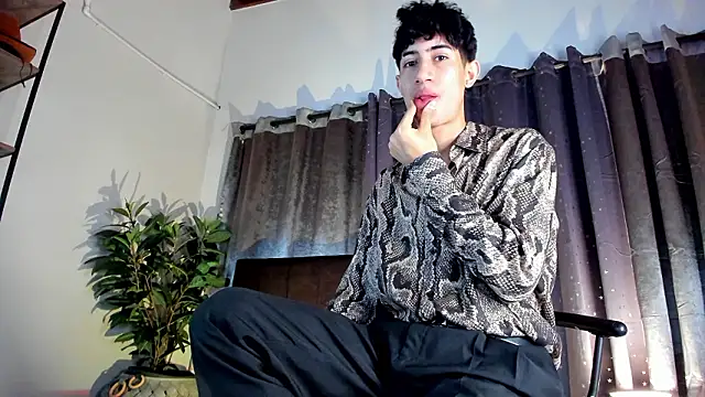 NovaaWheler online show from March 1, 12:29 pm