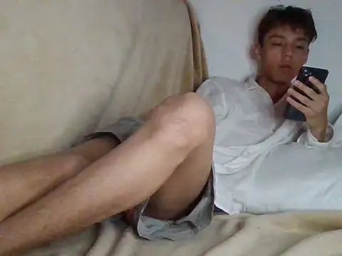 ChavoOT online show from February 15, 2:04 am