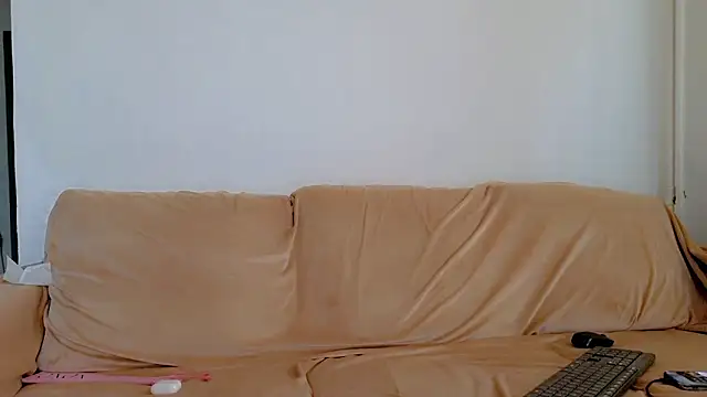 ChristiHanson online show from March 30, 7:31 am