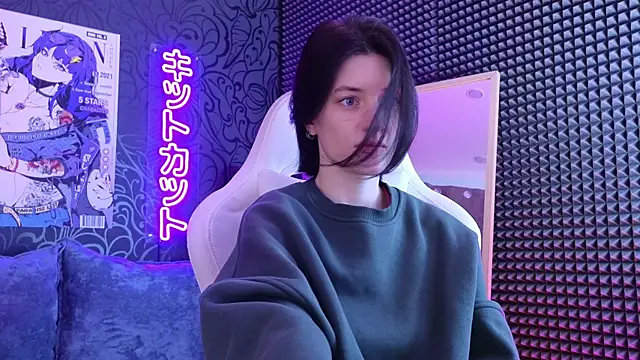 roxy riot  online show from February 28, 1:26 am