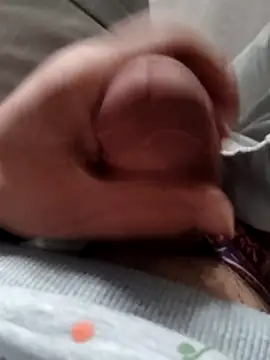 emremodel online show from April 1, 8:48 am