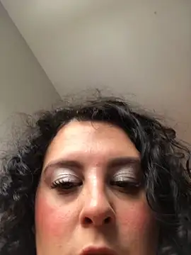 Snapshot of LunaSoleil9 chatting on February 5, 12:17 pm LunaSoleil9 online show from February 5, 12:17 pm