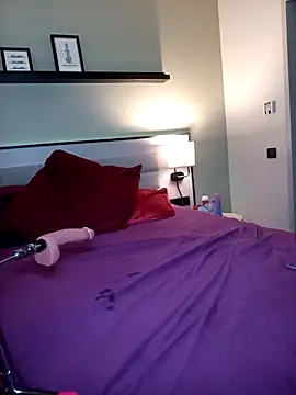 Snapshot of LunaSoleil9 chatting on February 9, 10:08 am LunaSoleil9 online show from February 9, 10:08 am