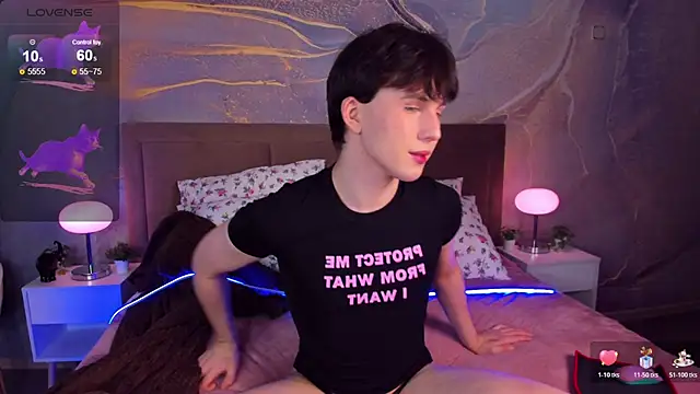 AdrianoAubert online show from December 1, 10:20 am