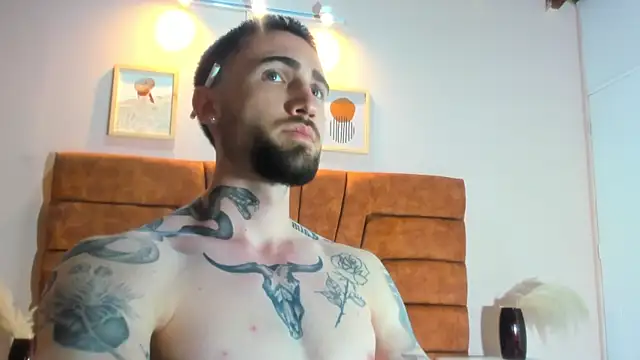 Luke davis01 online show from March 10, 11:06 pm