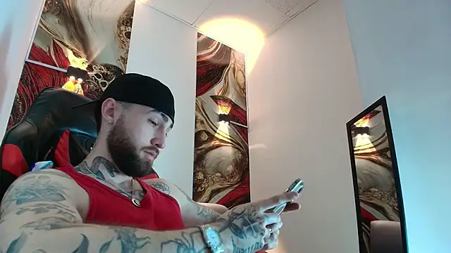 Luke davis01 online show from January 9, 1:14 pm