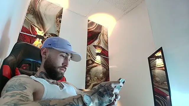 Luke davis01 online show from January 16, 1:04 pm