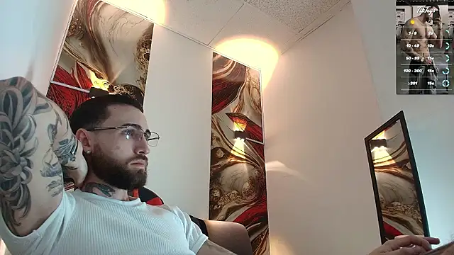 Luke davis01 online show from February 9, 1:04 pm