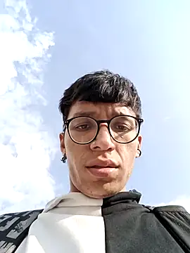 Engol beliall online show from March 1, 9:39 pm