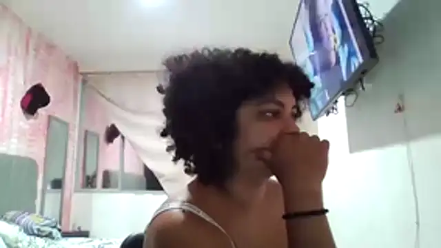 Tana latin online show from February 12, 11:33 pm