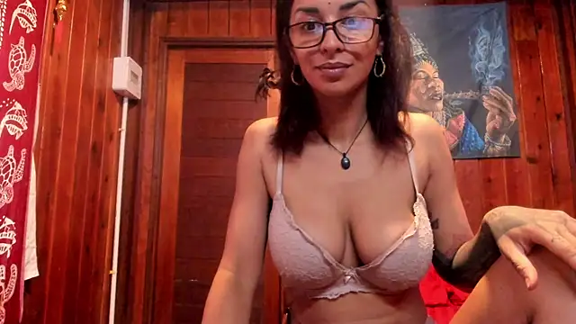 Snapshot of katia_voodoo13 chatting on September 13, 2:44 am katia voodoo13 online show from September 13, 2:44 am