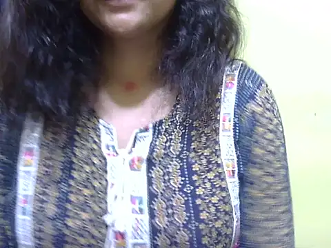 Your cutiepie  online show from October 19, 6:30 pm