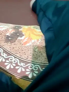 Snapshot of Yashkumar_0697 chatting on February 25, 10:37 am Yashkumar 0697 online show from February 25, 10:37 am