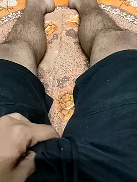 Snapshot of Yashkumar_0697 chatting on February 26, 6:43 pm Yashkumar 0697 online show from February 26, 6:43 pm