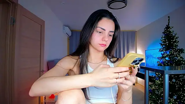 EmiliaZen online show from January 15, 5:16 pm