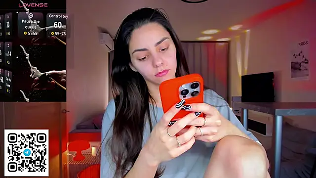 EmiliaZen online show from March 25, 7:31 pm