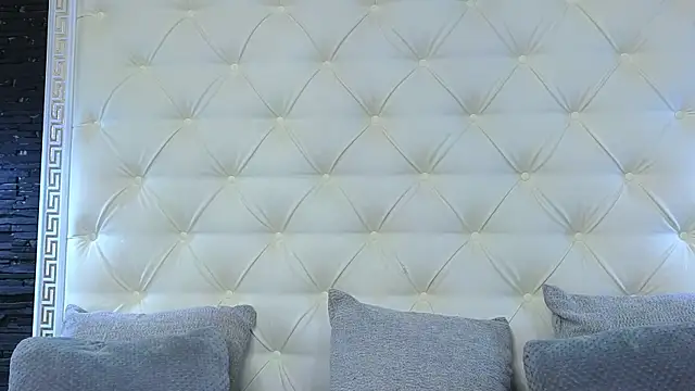Snapshot of EliteDomina chatting on July 23, 12:25 pm EliteDomina online show from July 23, 12:25 pm