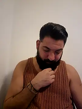 Snapshot of Armand66_ chatting on February 5, 9:40 pm Armand66 online show from February 5, 9:40 pm