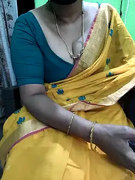 niiveditha online show from November 7, 9:31 am