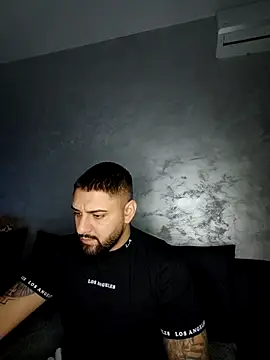 Bakws online show from December 4, 5:54 pm