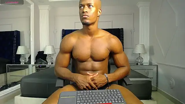 Snapshot of LiamRivers_ chatting on December 17, 7:42 pm LiamRivers online show from December 17, 7:42 pm