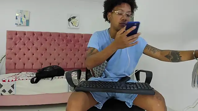 blackdirty420 online show from February 19, 3:38 pm