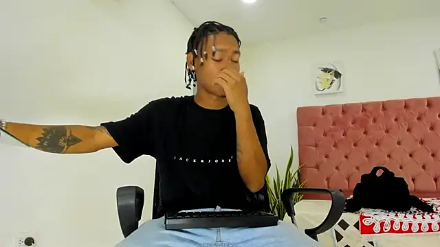 blackdirty420 online show from March 18, 3:53 pm