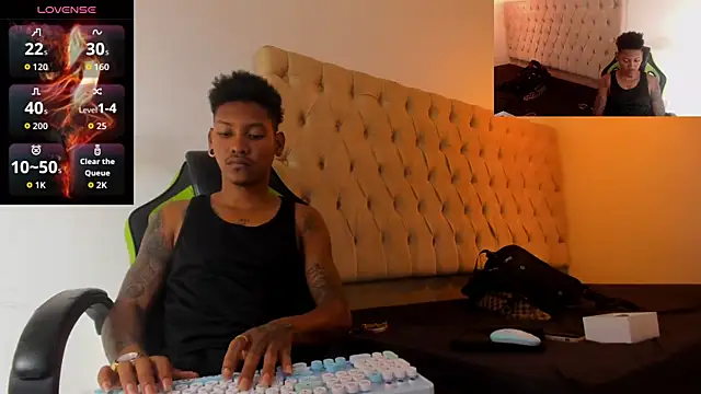 blackdirty420 online show from October 1, 9:10 pm