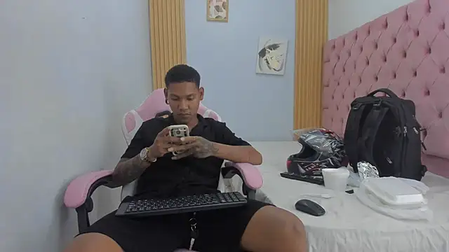 blackdirty420 online show from October 17, 8:22 pm