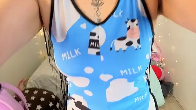 lizha milf online show from March 12, 5:30 pm