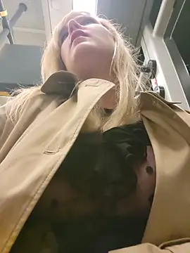 Sexybiene969 online show from November 1, 4:09 pm