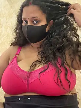 Snapshot of Yoursexy_cherry chatting on September 17, 7:43 am Yoursexy cherry online show from September 17, 7:43 am