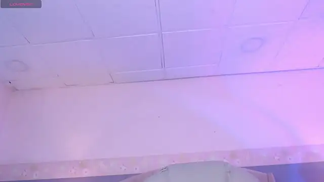 Snapshot of Emerald_gh chatting on September 23, 10:46 pm Emerald gh online show from September 23, 10:46 pm