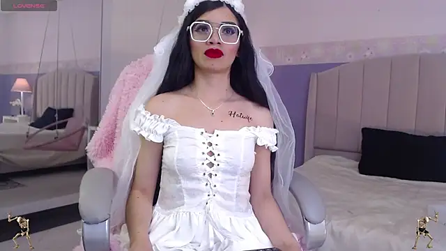 Snapshot of Emerald_gh chatting on October 21, 8:42 pm Emerald gh online show from October 21, 8:42 pm