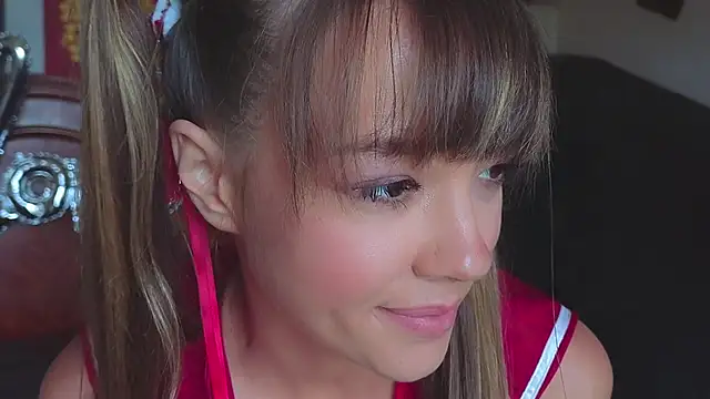 Snapshot of DemiDee chatting on February 14, 6:56 am DemiDee online show from February 14, 6:56 am