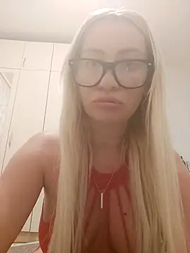 visnjica online show from November 17, 10:04 pm