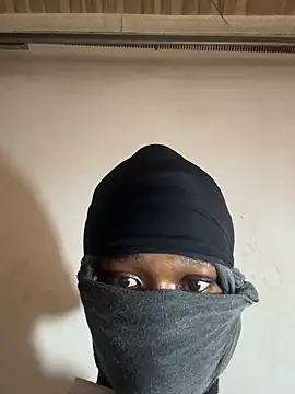 Snapshot of OneWhoBringsJoy chatting on November 8, 10:59 am OneWhoBringsJoy online show from November 8, 10:59 am