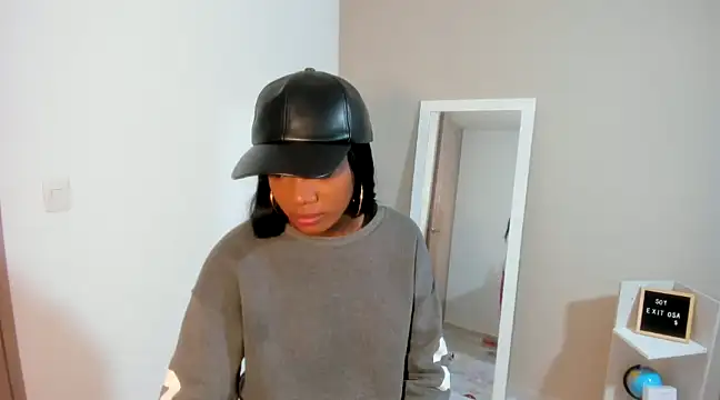 enyelsalas2 online show from March 11, 8:53 pm