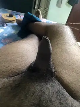 Snapshot of Tamil_small_cock chatting on March 20, 8:19 am Tamil small cock online show from March 20, 8:19 am