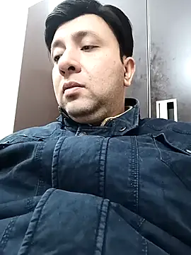 Snapshot of innocentboy1987 chatting on February 15, 5:09 am innocentboy1987 online show from February 15, 5:09 am