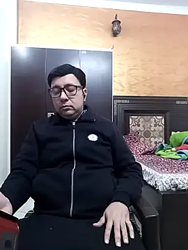 Snapshot of innocentboy1987 chatting on March 3, 8:49 am innocentboy1987 online show from March 3, 8:49 am