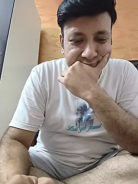 innocentboy1987 online show from June 27, 4:12 pm
