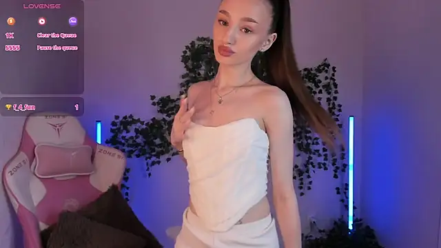 miiss  lulu online show from March 4, 1:12 am