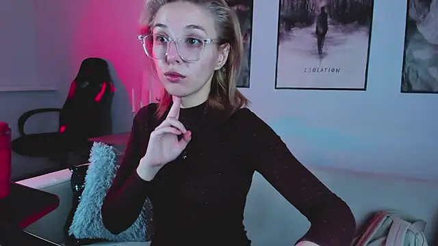 PhilippaAdamas online show from February 13, 2:23 am