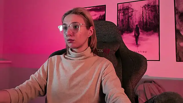 PhilippaAdamas online show from February 28, 8:53 am