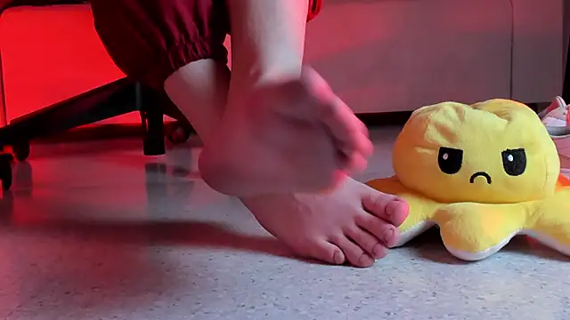 PhilippaAdamas online show from March 16, 5:47 am