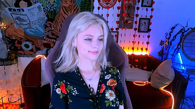 LeonaStane online show from February 21, 8:05 pm