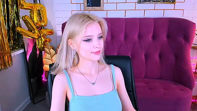 LeonaStane online show from September 19, 5:02 pm