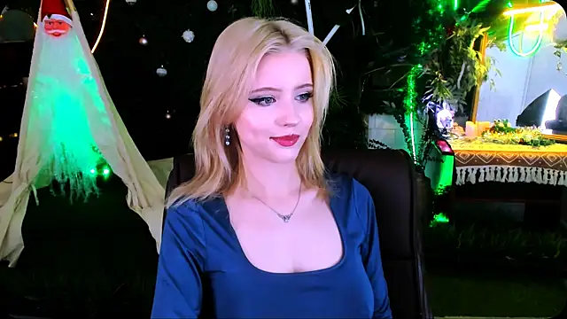 LeonaStane online show from December 18, 6:03 pm